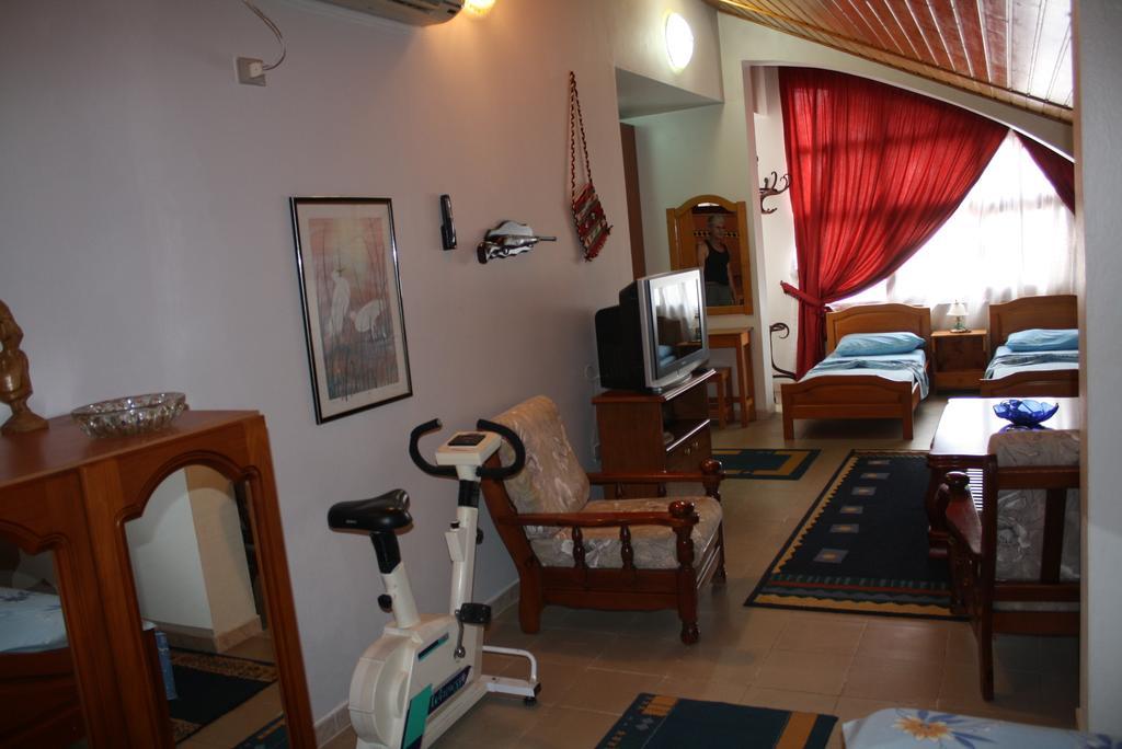 Villa Pepeto Durres Albania Ngoại thất bức ảnh
